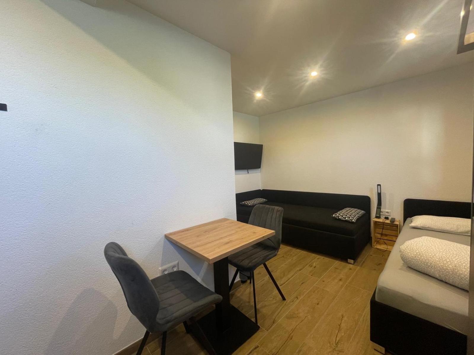 Apartments Metzingen Panoramablick Ngoại thất bức ảnh